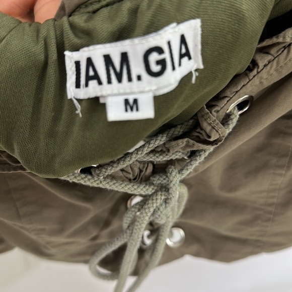 AM GIA Green Off Shoulder Puff Sleeve Lace Up Corset Cropped Crop Top M - Picture 5 of 10